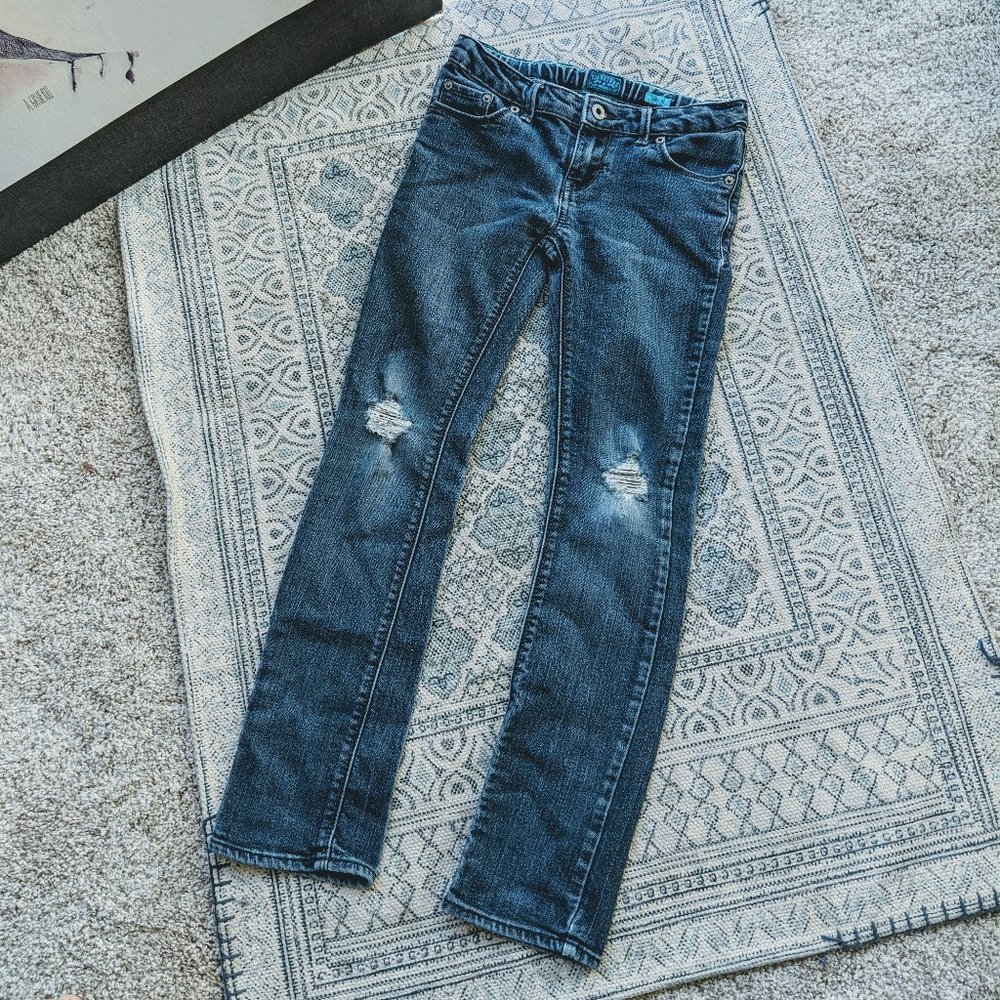 Levi's Signature Distressed Skinny Fit Jeans - 8
